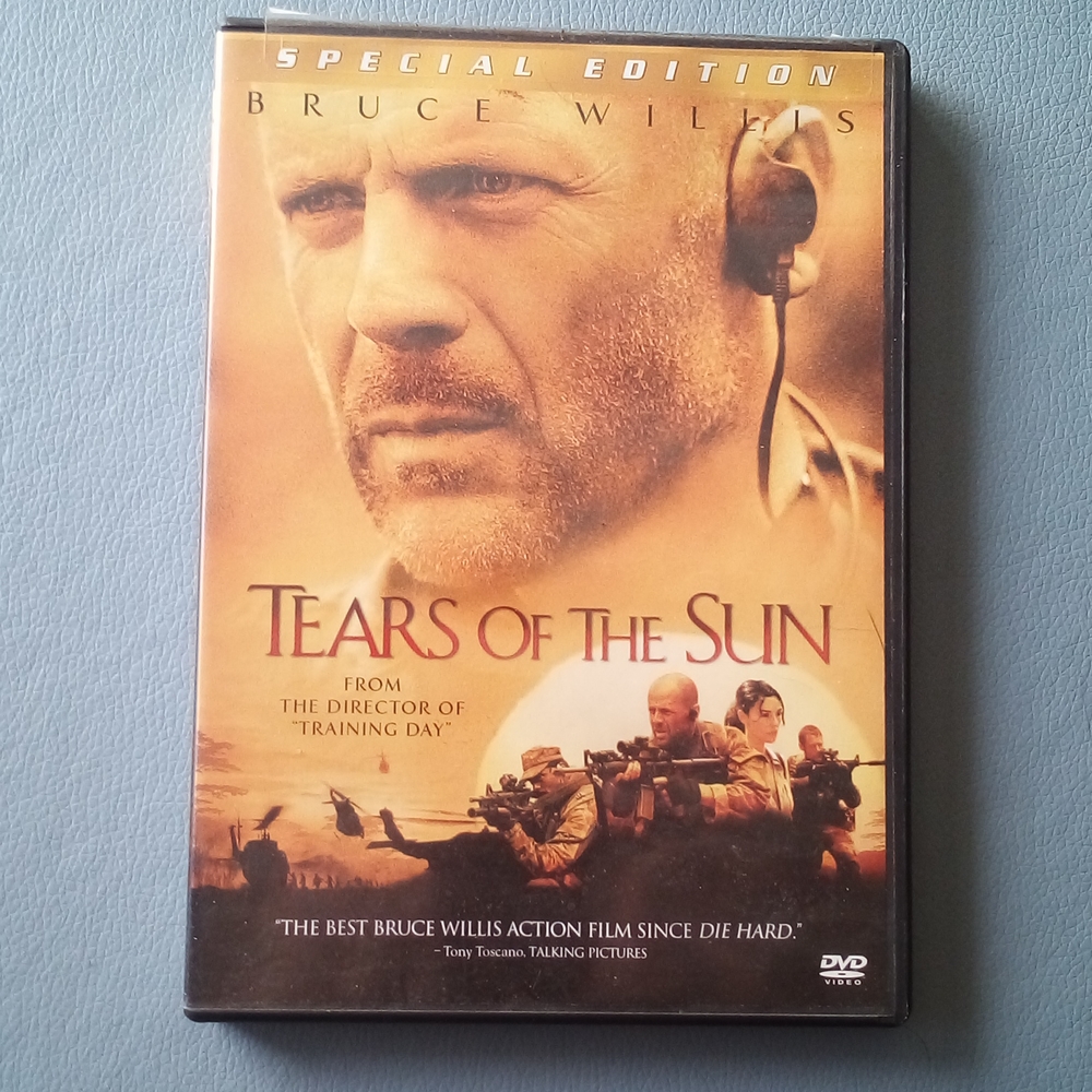 Tears of the Sun [Special Edition] 2003• Rated R•